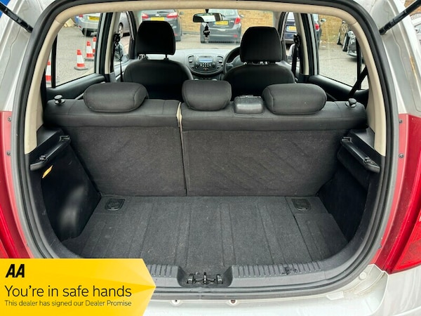 Used Hyundai i10 2013 for sale - 75528609: Photo 9