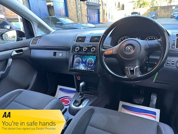 Used Volkswagen Touran undefined for sale - 78140952: Photo