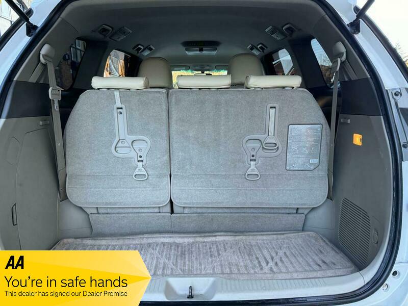 Used Toyota Estima 2011 for sale - 76296685: Photo 20