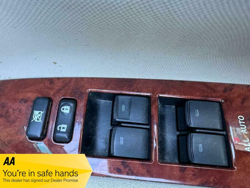 Used Toyota Estima 2011 for sale - 76296685: Photo 27