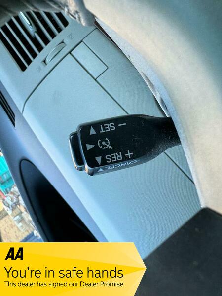 Used Toyota Estima 2011 for sale - 76296685: Photo 35