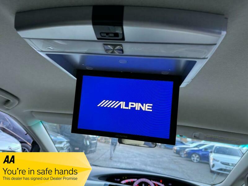 Used Toyota Estima 2011 for sale - 76296685: Photo 43