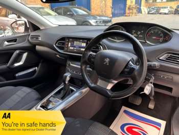 Used Peugeot 308 2015 for sale - 75427510: Photo