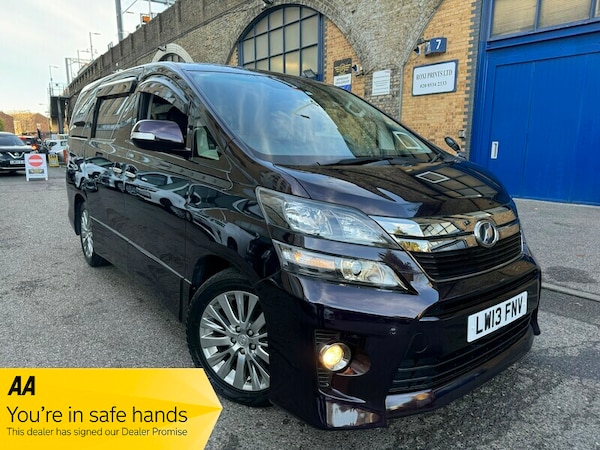 Used Toyota Vellfire 2013 for sale - 73048557: Photo 1