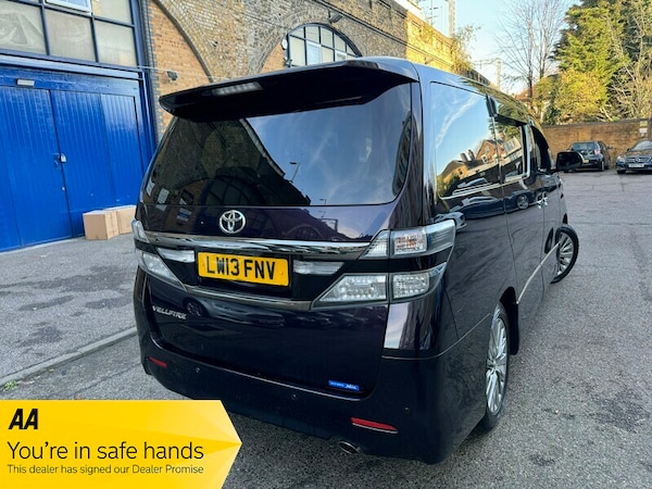 Used Toyota Vellfire 2013 for sale - 73048557: Photo 7