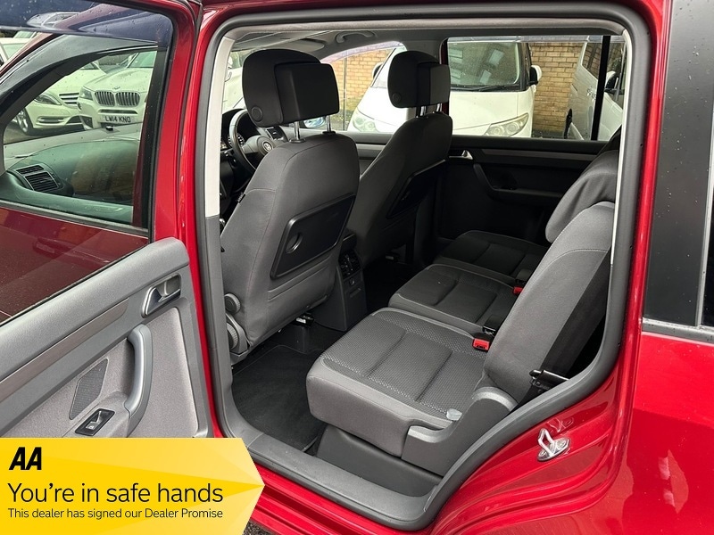 Used Volkswagen Touran 2014 for sale - 77921024: Photo 18