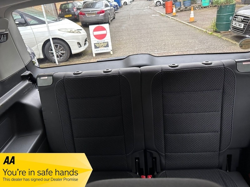 Used Volkswagen Touran 2014 for sale - 77921024: Photo 20