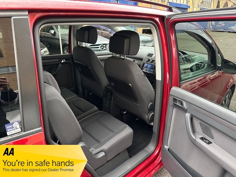 Used Volkswagen Touran 2014 for sale - 77921024: Photo 24