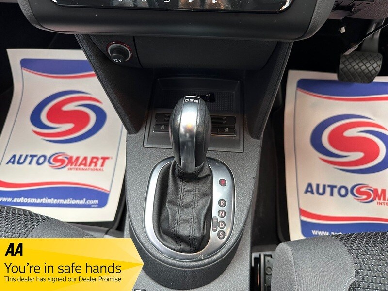 Used Volkswagen Touran 2014 for sale - 77921024: Photo 28