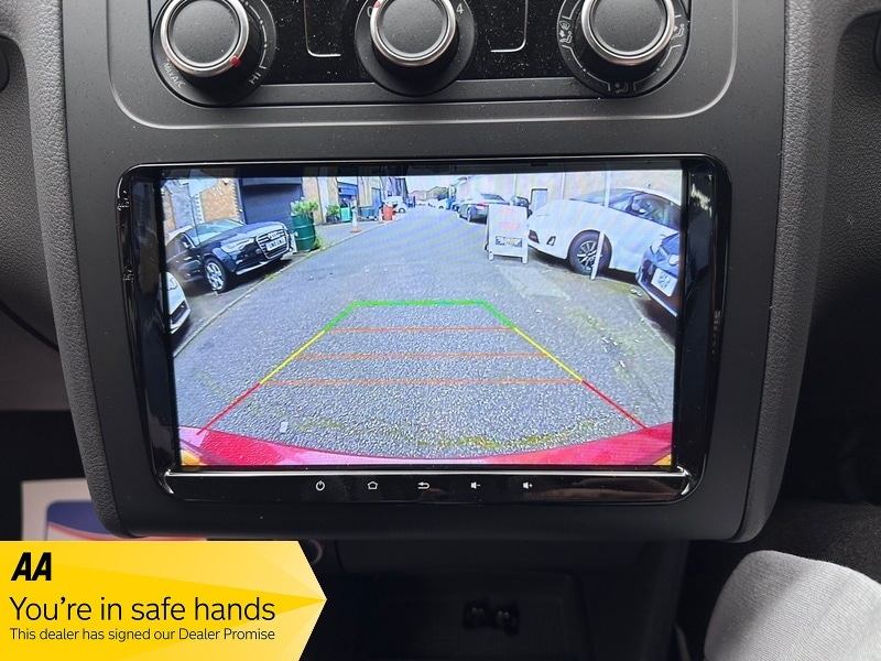 Used Volkswagen Touran 2014 for sale - 77921024: Photo 4