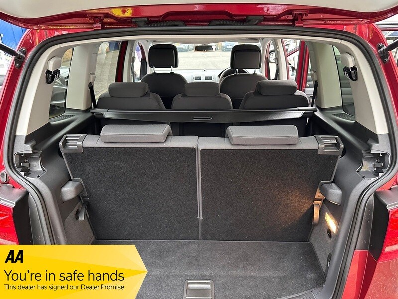 Used Volkswagen Touran 2014 for sale - 77921024: Photo 45