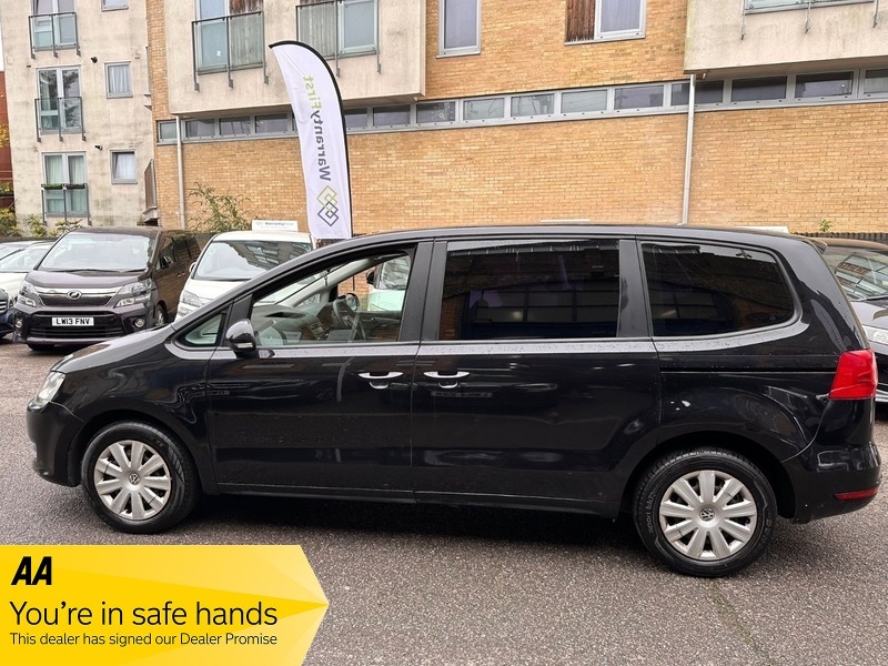 Used Volkswagen Sharan 2015 for sale - 76596075: Photo 2