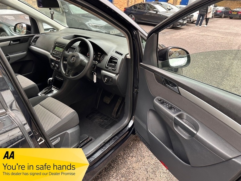 Used Volkswagen Sharan 2015 for sale - 76596075: Photo 30