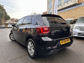 Used Volkswagen Polo 2019 for sale - 77027760: Photo