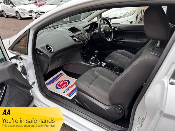 Used Ford Fiesta 2015 for sale - 75210408: Photo 14