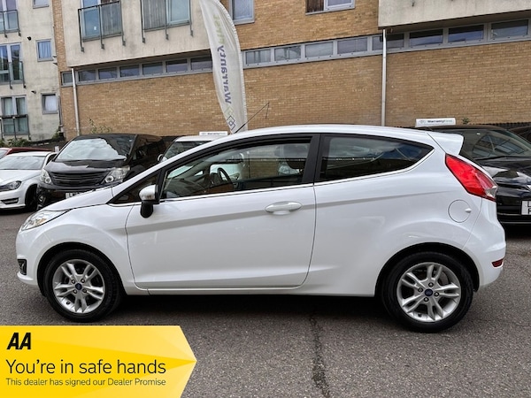 Used Ford Fiesta 2015 for sale - 75210408: Photo 25