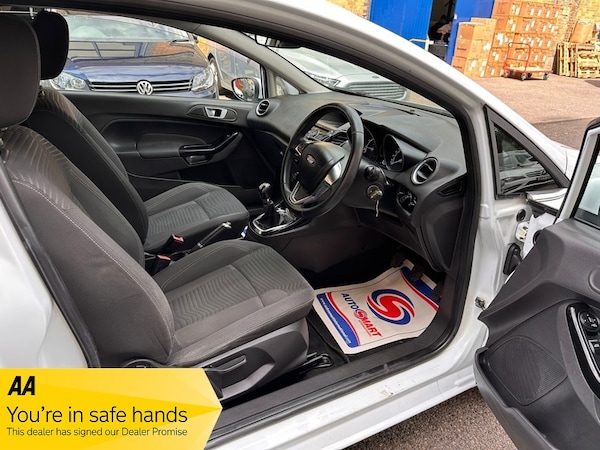Used Ford Fiesta 2015 for sale - 75210408: Photo 3