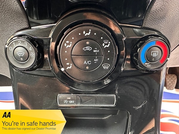 Used Ford Fiesta 2015 for sale - 75210408: Photo 8