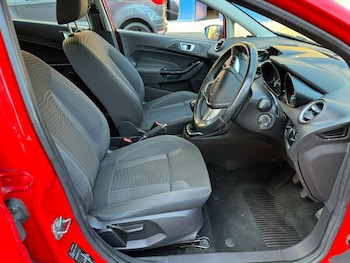 Used Ford Fiesta 2017 for sale - 78538539: Photo