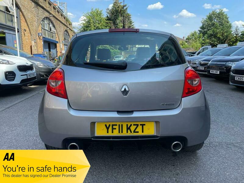 Used Renault Clio 2011 for sale - 76296662: Photo 16