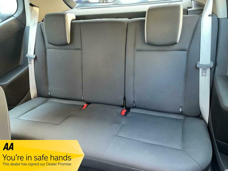 Used Renault Clio 2011 for sale - 76296662: Photo 19