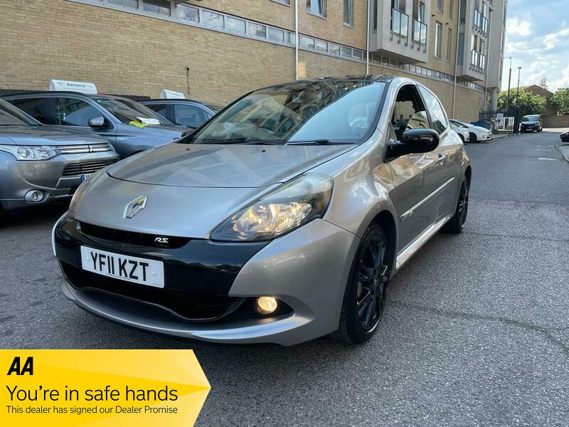 Used Renault Clio 2011 for sale - 76296662: Photo 2