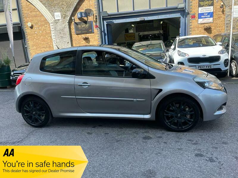 Used Renault Clio 2011 for sale - 76296662: Photo 24