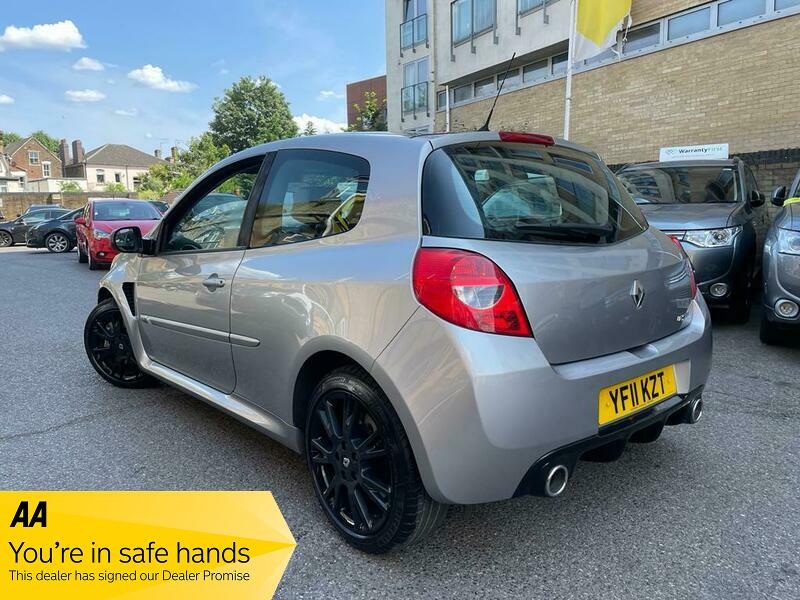 Used Renault Clio 2011 for sale - 76296662: Photo 7