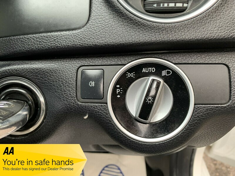 Used Mercedes-Benz C Class 2012 for sale - 76296658: Photo 15