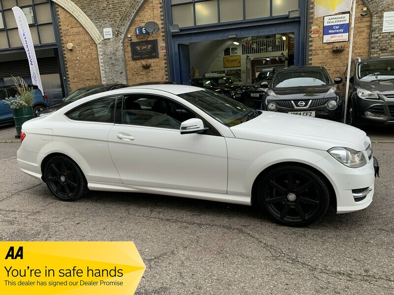 Used Mercedes-Benz C Class 2012 for sale - 76296658: Photo 8