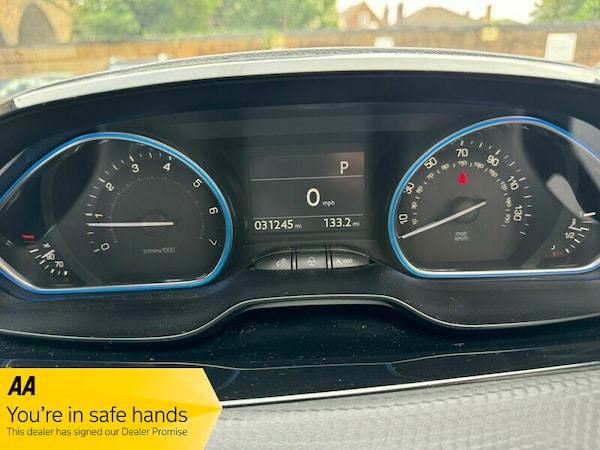Used Peugeot 2008 2014 for sale - 75654911: Photo 15