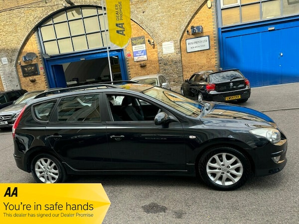 Used Hyundai i30 2011 for sale - 75676287: Photo 14