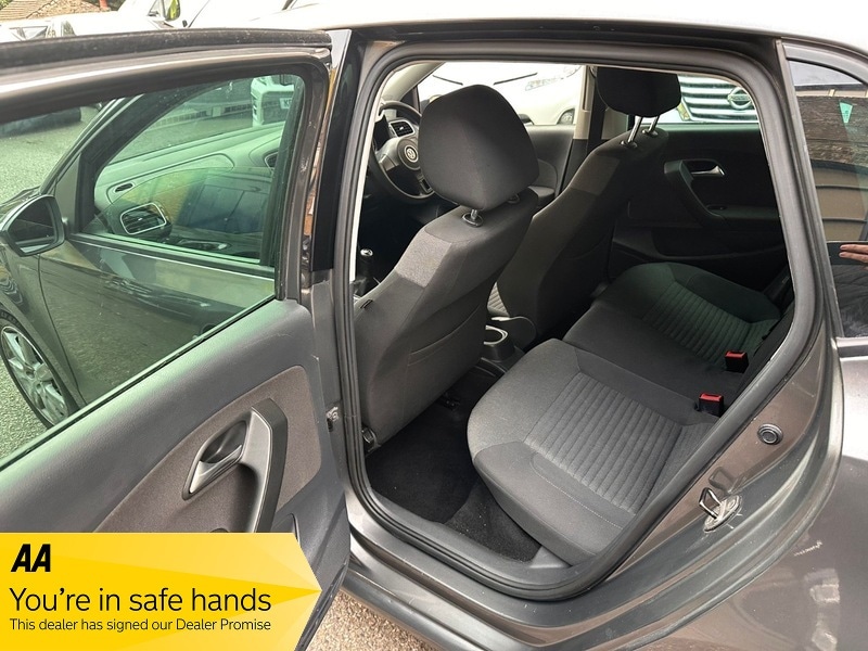 Used Volkswagen Polo 2012 for sale - 76665901: Photo 7