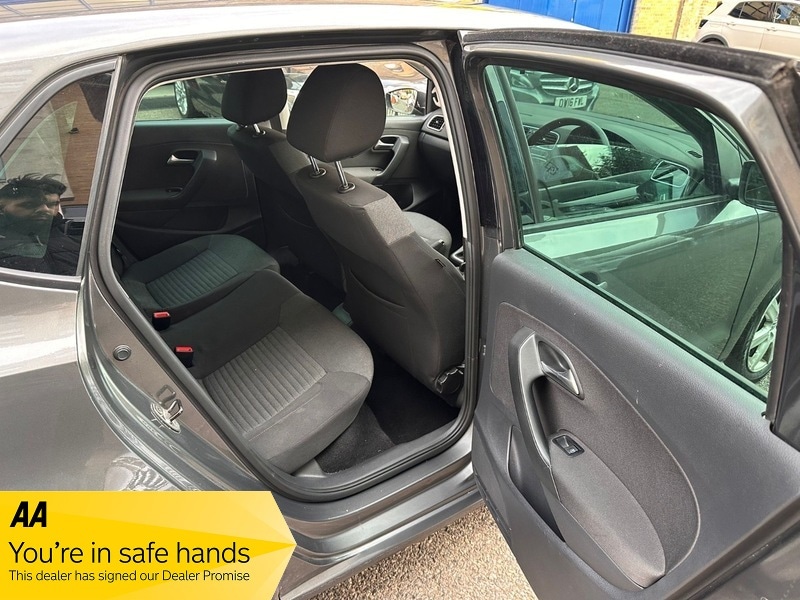 Used Volkswagen Polo 2012 for sale - 76665901: Photo 8