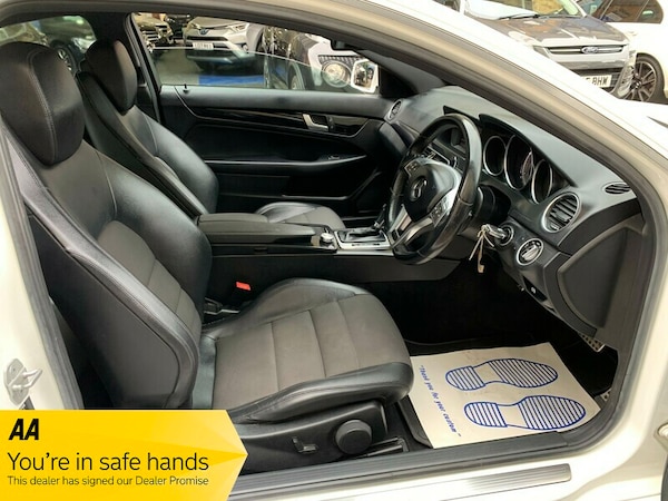 Used Mercedes-Benz C-Class 2012 for sale - 68642017: Photo 12
