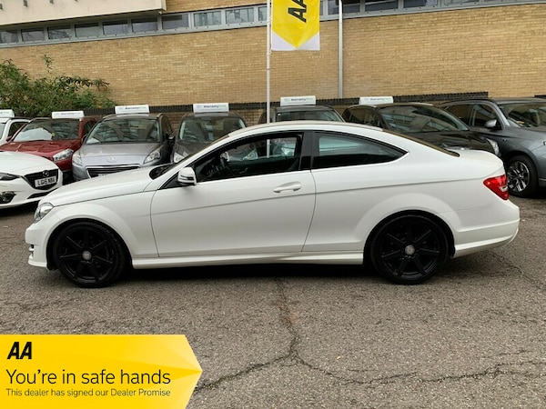 Used Mercedes-Benz C-Class 2012 for sale - 68642017: Photo 7