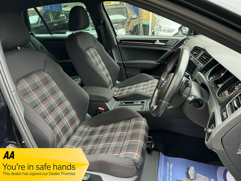 Used Volkswagen Golf 2024 for sale - 76296659: Photo 5