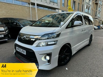 Toyota - Vellfire