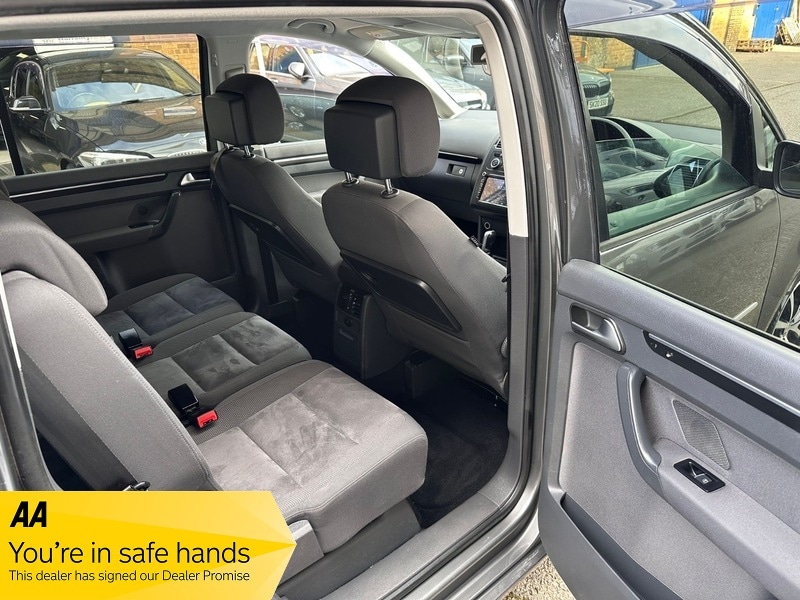 Used Volkswagen Touran 2014 for sale - 77836530: Photo 16