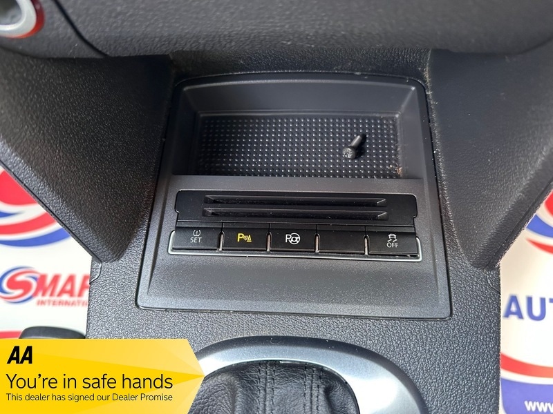 Used Volkswagen Touran 2014 for sale - 77836530: Photo 23