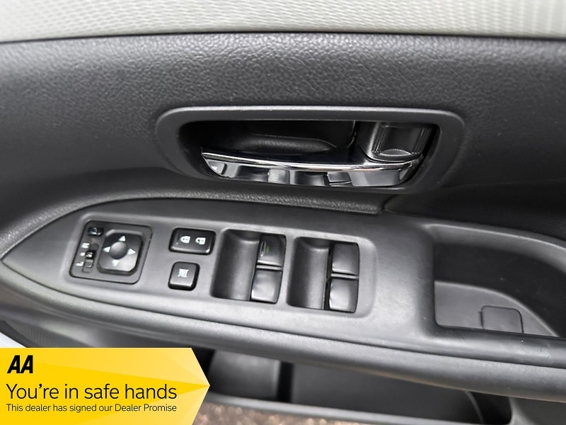 Used Mitsubishi Outlander 2014 for sale - 76596065: Photo 16