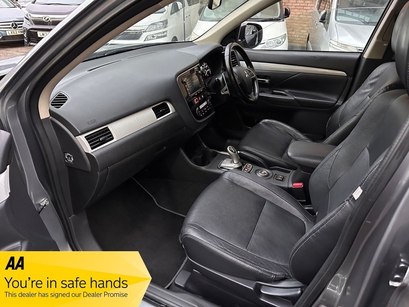 Used Mitsubishi Outlander 2014 for sale - 76596065: Photo 25