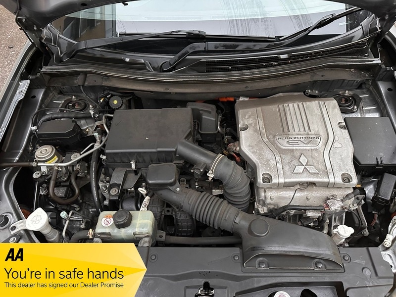 Used Mitsubishi Outlander 2014 for sale - 76596065: Photo 31