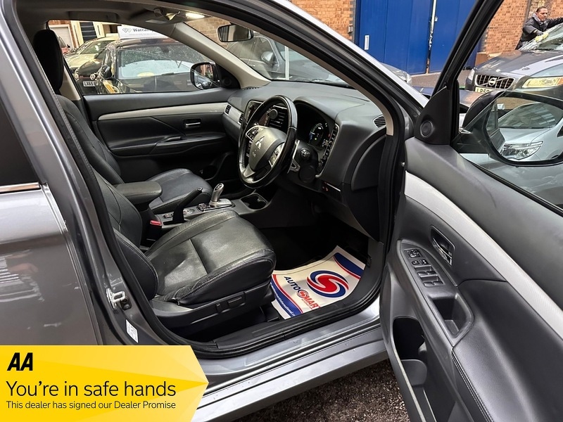 Used Mitsubishi Outlander 2014 for sale - 76596065: Photo 36