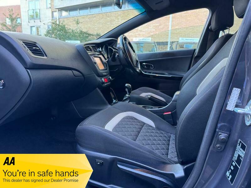 Used Kia Ceed 2017 for sale - 76292269: Photo 9