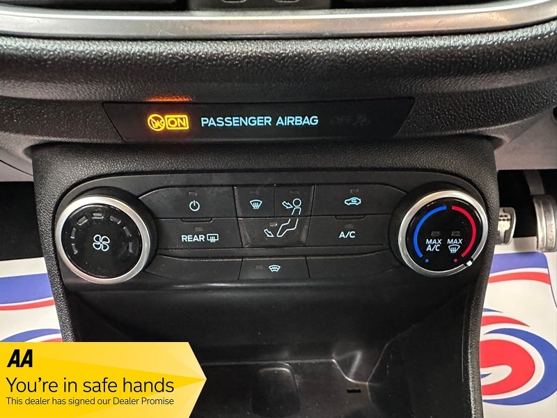 Used Ford Fiesta 2018 for sale - 77798494: Photo 16