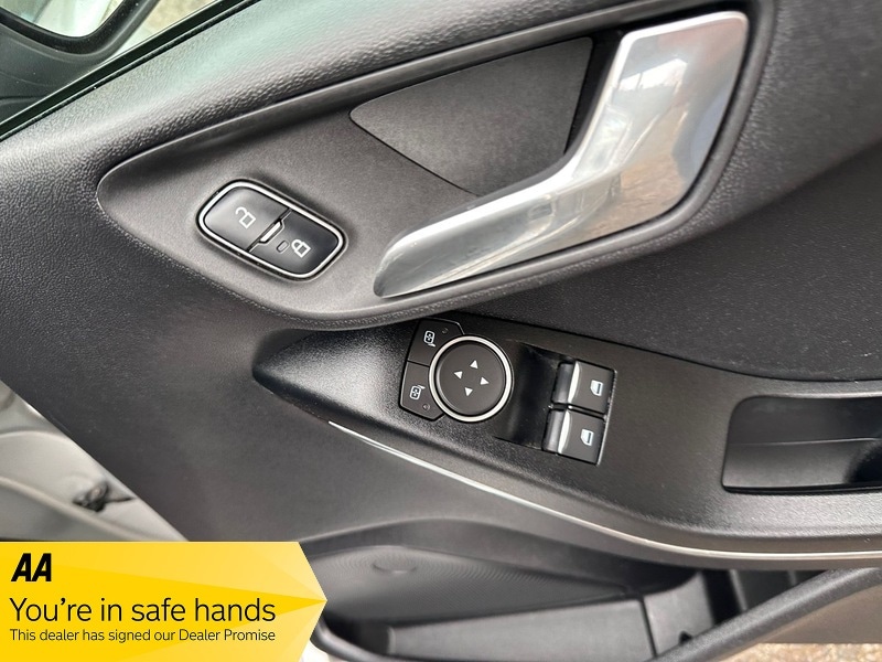 Used Ford Fiesta 2018 for sale - 77798494: Photo 20