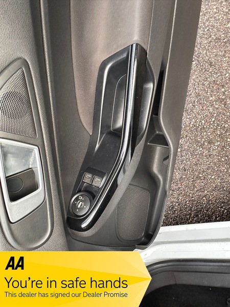 Used Ford Fiesta 2014 for sale - 77399935: Photo 18