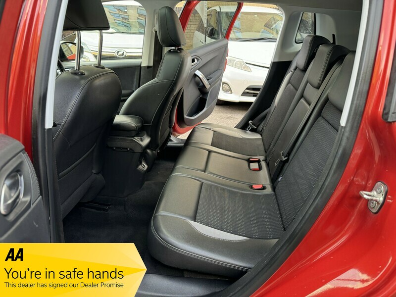 Used Peugeot 2008 2015 for sale - 76133083: Photo 10