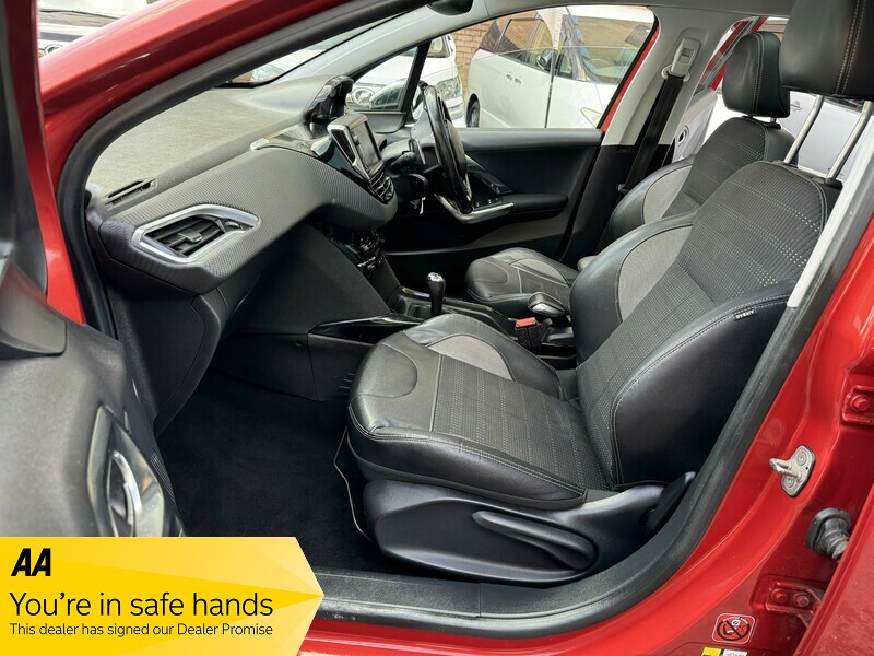 Used Peugeot 2008 2015 for sale - 76133083: Photo 11